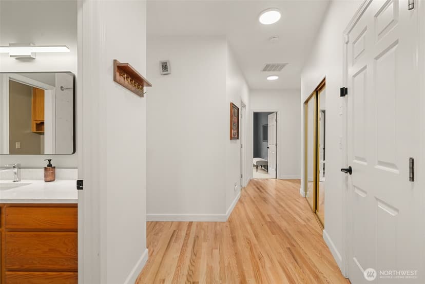 Property photo for 6401 91st Avenue Ct W, University Place photo 16