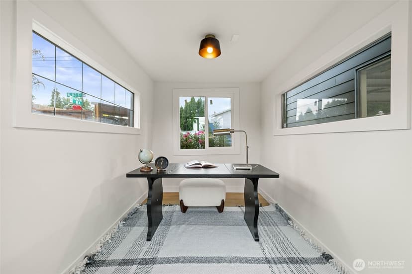 Property photo for 16301 Wallingford Avenue N, Shoreline photo 25