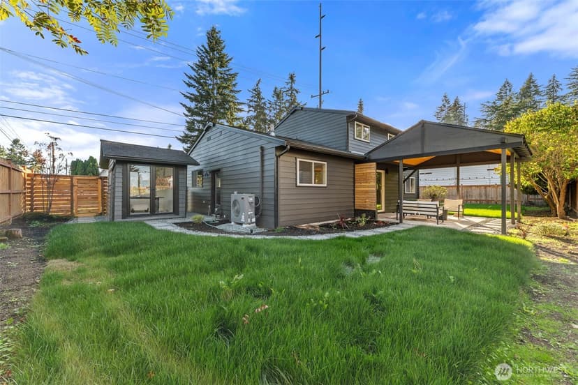 Property photo for 16301 Wallingford Avenue N, Shoreline photo 30
