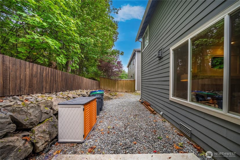 Property photo for 28616 239th Place SE, Maple Valley photo 37