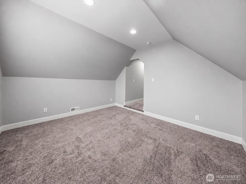 Property photo for 28616 239th Place SE, Maple Valley photo 34