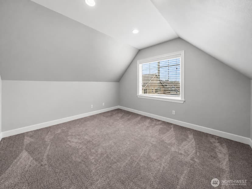 Property photo for 28616 239th Place SE, Maple Valley photo 33