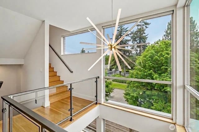Property photo for 3319 W ELMORE Street, Seattle photo 5