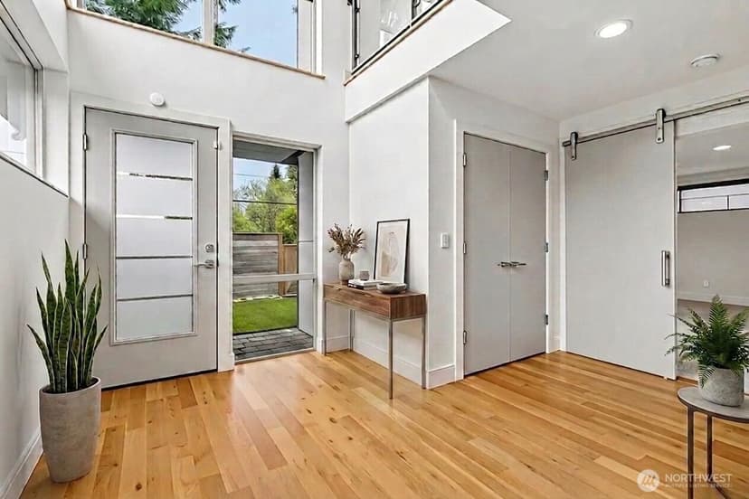 Property photo for 3319 W ELMORE Street, Seattle photo 17