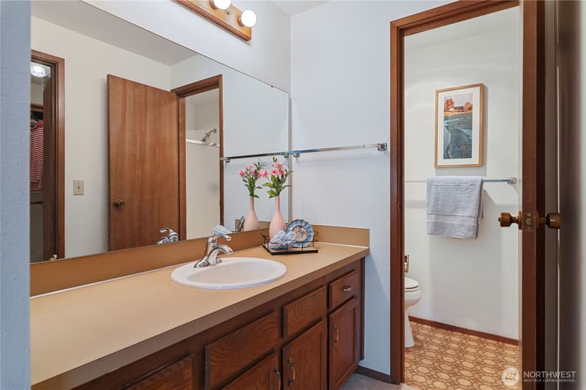 Property photo for 3350 Narrows View Lane NE #203, Bremerton photo 19