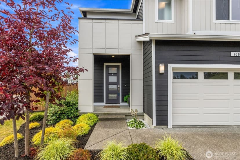 Property photo for 6302 206th Place SW, Lynnwood photo 3