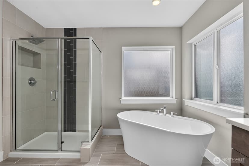 Property photo for 6302 206th Place SW, Lynnwood photo 30