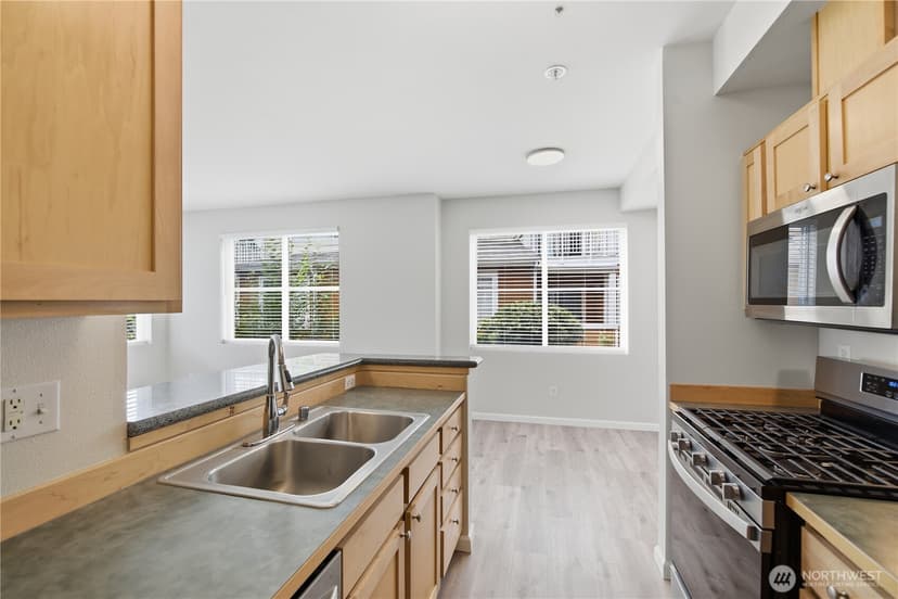 Property photo for 560 225th Lane NE #B101, Sammamish photo 15