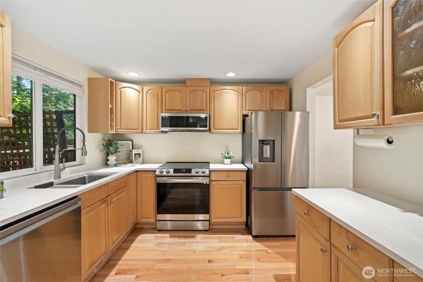 Property photo for 3506 108th Place NE #31-1, Bellevue photo 16