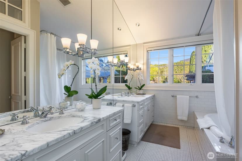 Property photo for 9400 Vineyard Crest, Bellevue photo 26