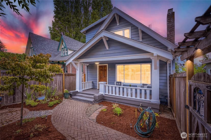 Property photo for 504 23rd Avenue E, Seattle