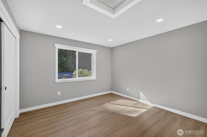 Property photo for 5408 240th Street SW, Mountlake Terrace photo 15