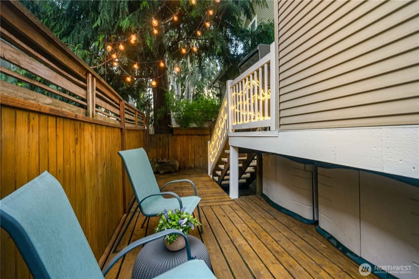 Property photo for 9406 Linden Avenue N #B, Seattle photo 31