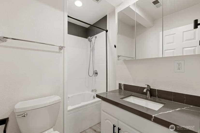 Property photo for 5407 31st Avenue S, Seattle photo 13