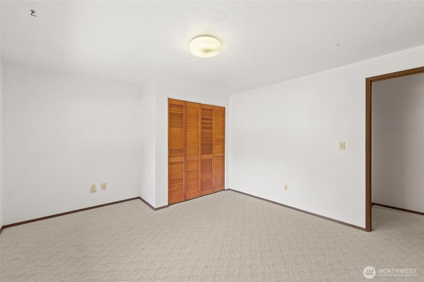 Property photo for 21303 NE 151st Street, Woodinville photo 25