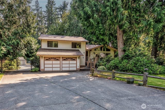 Property photo for 21303 NE 151st Street, Woodinville photo 2