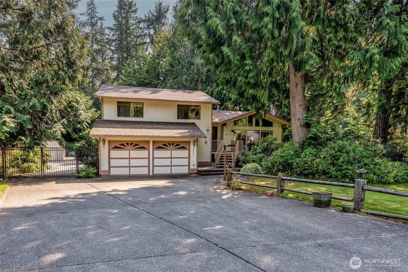 Property photo for 21303 NE 151st Street, Woodinville photo 2
