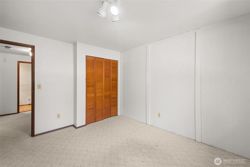 Property photo for 21303 NE 151st Street, Woodinville photo 22