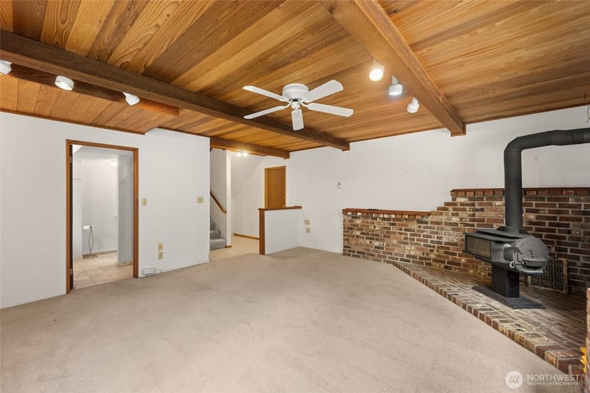 Property photo for 21303 NE 151st Street, Woodinville photo 15