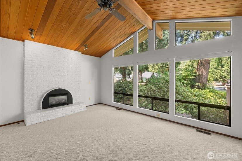Property photo for 21303 NE 151st Street, Woodinville photo 4