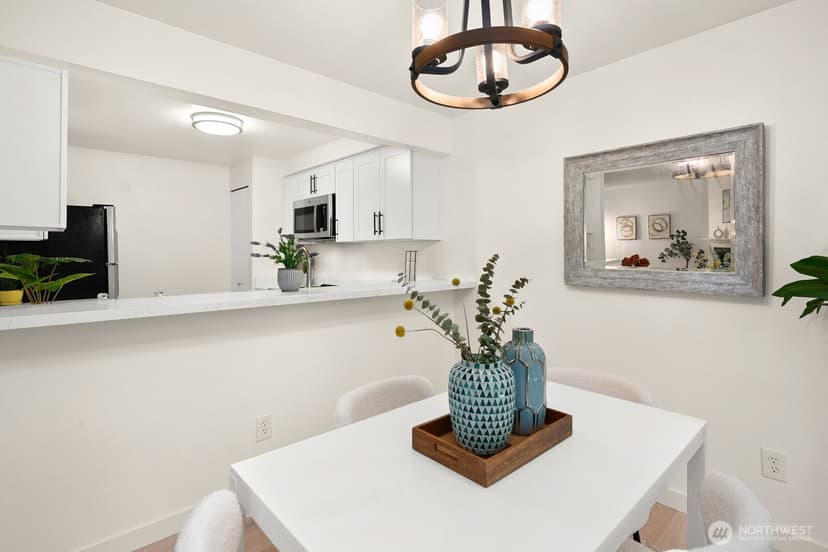 Property photo for 12708 NE 144th Street #B-104, Kirkland photo 10