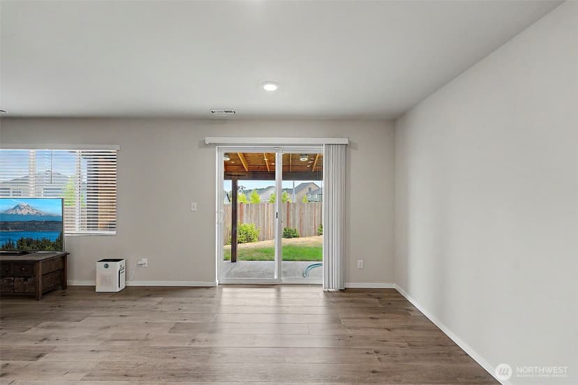 Property photo for 18625 108th Avenue E, Puyallup photo 16