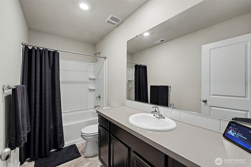 Property photo for 18625 108th Avenue E, Puyallup photo 27