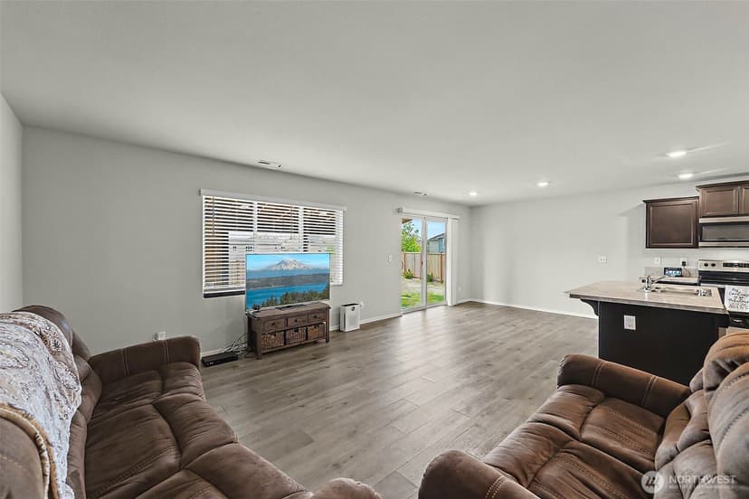 Property photo for 18625 108th Avenue E, Puyallup photo 12
