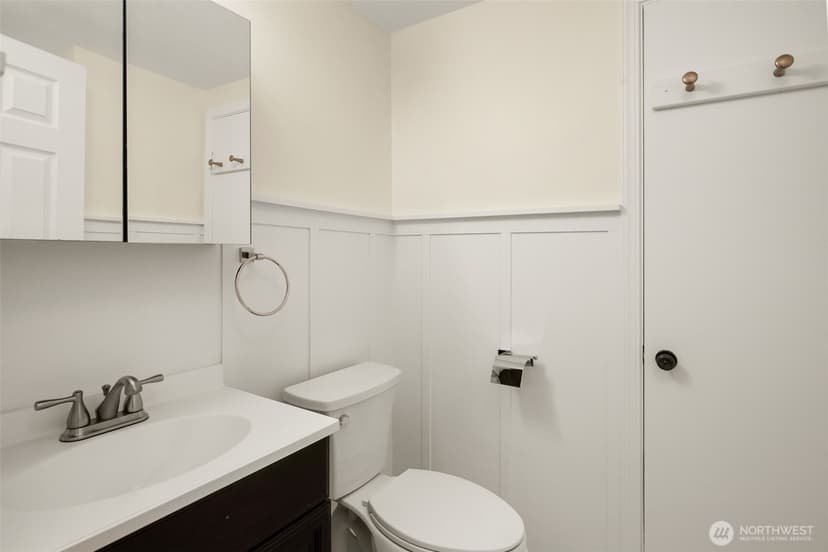 Property photo for 16204 Main Street, Bellevue photo 17