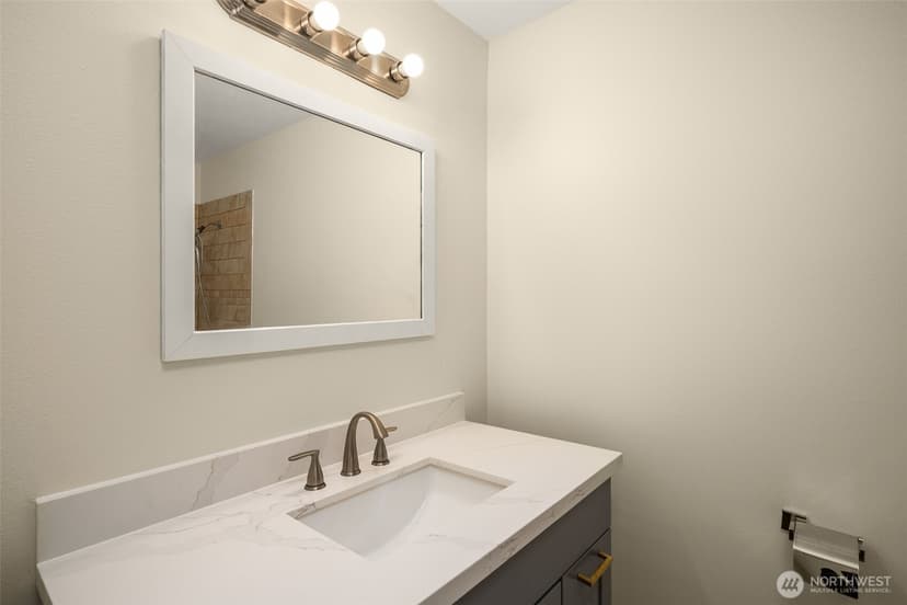 Property photo for 16204 Main Street, Bellevue photo 11
