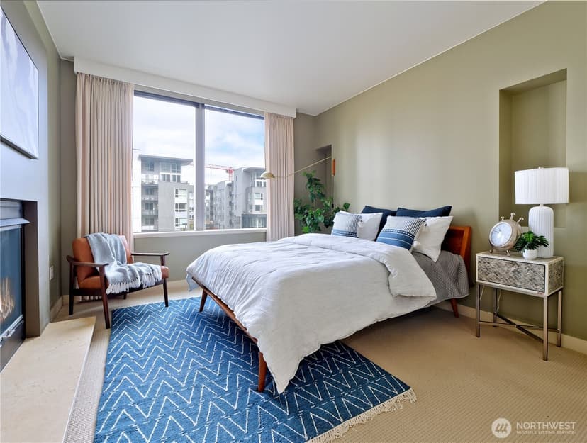 Property photo for 10610 NE 9th Place #605, Bellevue photo 12
