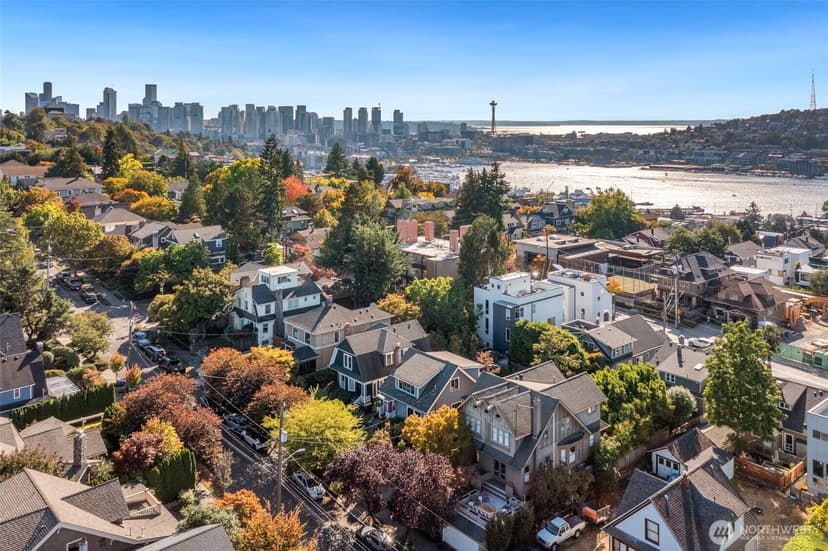 Property photo for 2217 Federal Avenue E, Seattle photo 39