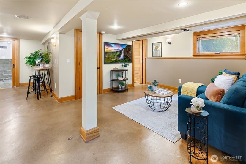 Property photo for 2217 Federal Avenue E, Seattle photo 26