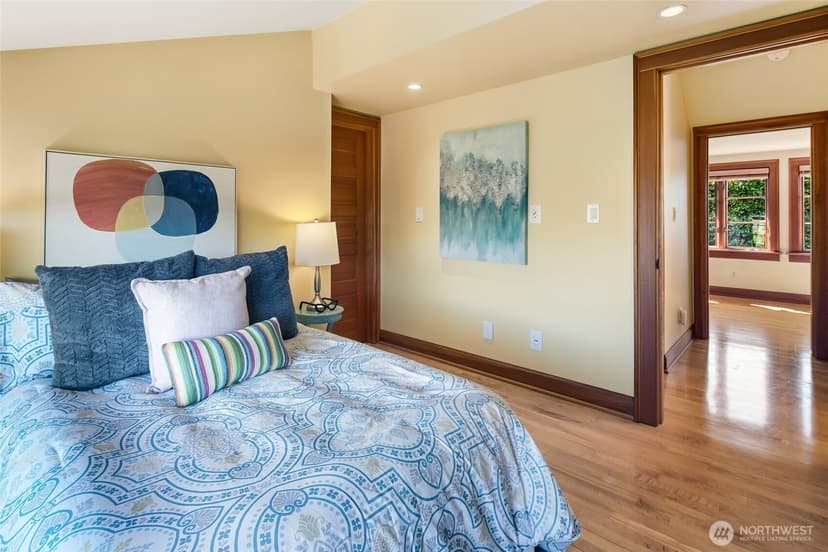 Property photo for 2217 Federal Avenue E, Seattle photo 21