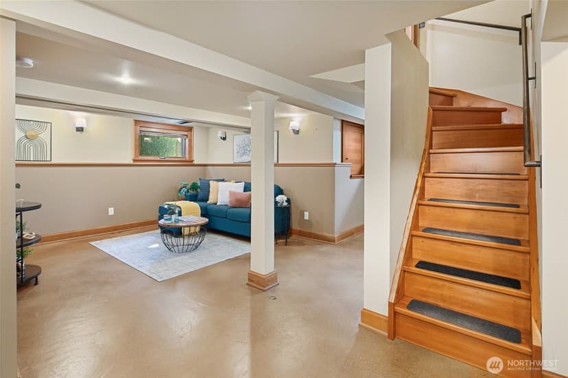 Property photo for 2217 Federal Avenue E, Seattle photo 25