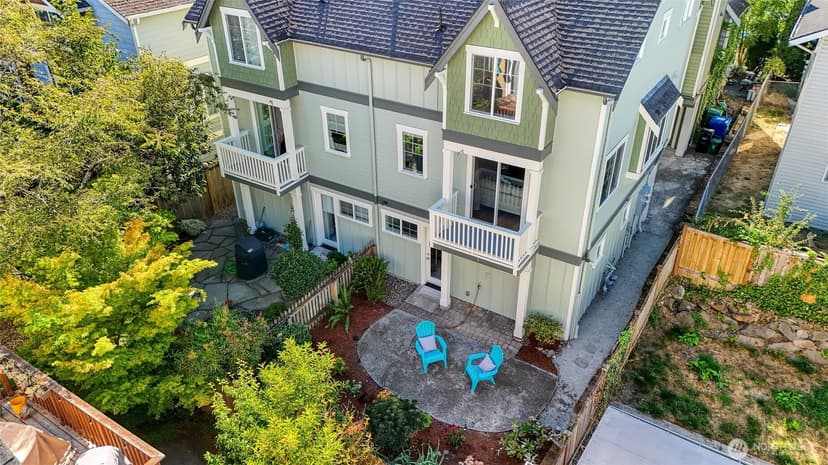 Property photo for 8846 Midvale Avenue N #B, Seattle