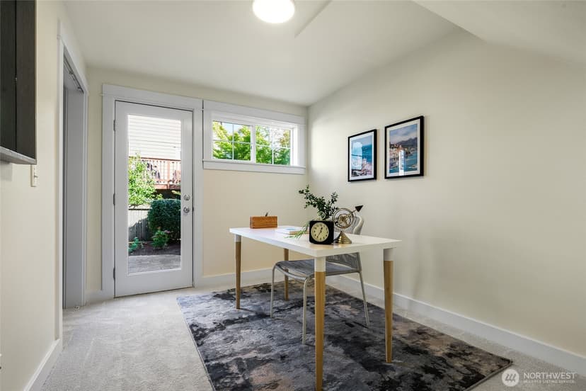 Property photo for 8846 Midvale Avenue N #B, Seattle photo 17