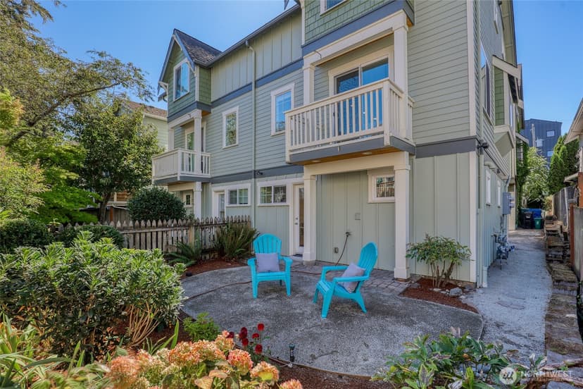Property photo for 8846 Midvale Avenue N #B, Seattle photo 21
