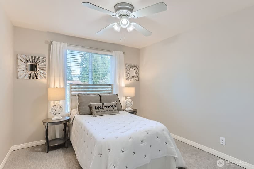 Property photo for 18927 SE 42nd Place, Issaquah photo 15