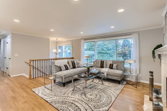 Property photo for 18927 SE 42nd Place, Issaquah photo 4