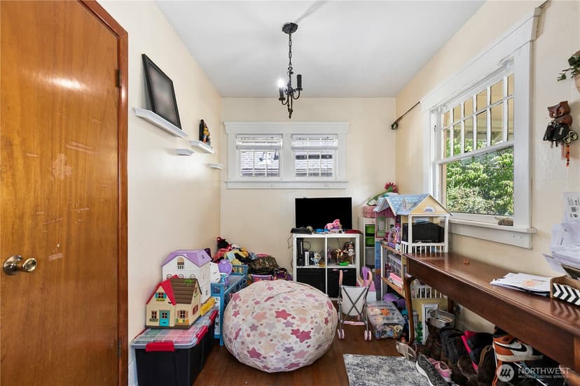 Property photo for 3730 Tacoma Avenue S, Tacoma photo 18