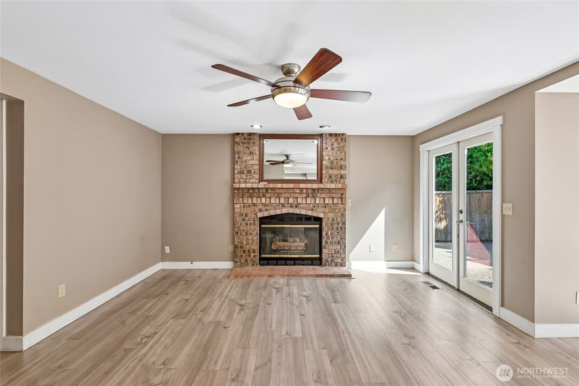 Property photo for 6816 58th Street NE, Marysville photo 4
