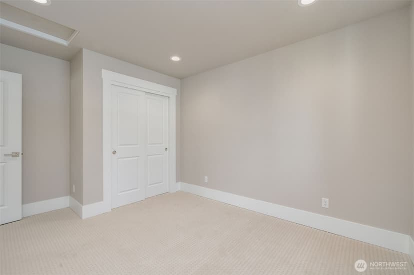 Property photo for 17254 NE 113th Court, Redmond photo 27