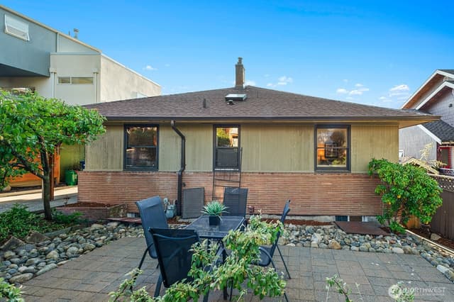 Property photo for 6757 38th Avenue SW, Seattle photo 2