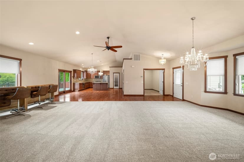 Property photo for 17713 Interurban Boulevard, Snohomish photo 8