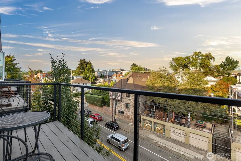 Property photo for 121 12th Avenue E #506, Seattle photo 16