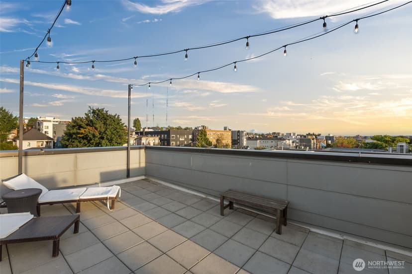 Property photo for 121 12th Avenue E #506, Seattle photo 20