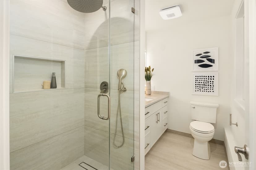 Property photo for 21229 NE 14th Place, Sammamish photo 32