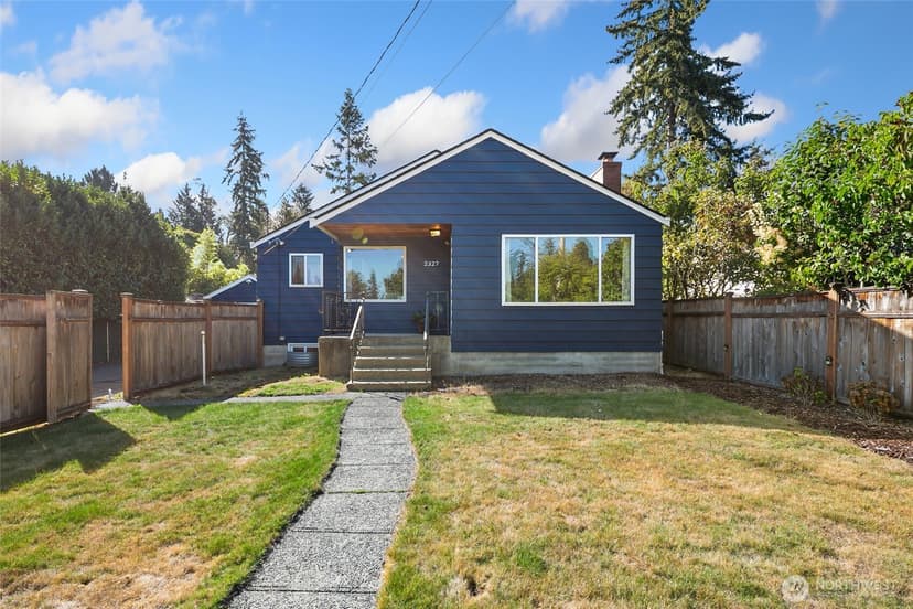Property photo for 2327 N 140th Street, Seattle photo 4