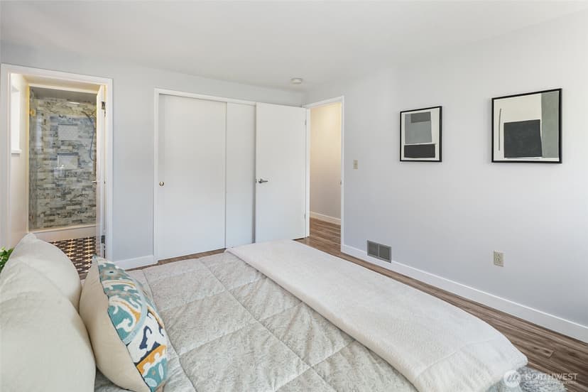 Property photo for 2327 N 140th Street, Seattle photo 19